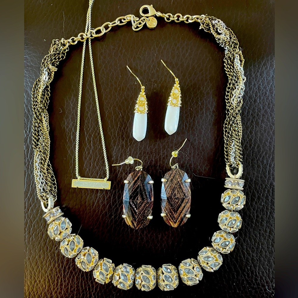 4 pc: Kendra Scott Leanor necklace, Esme & Natalie earring pairs, Loft necklace